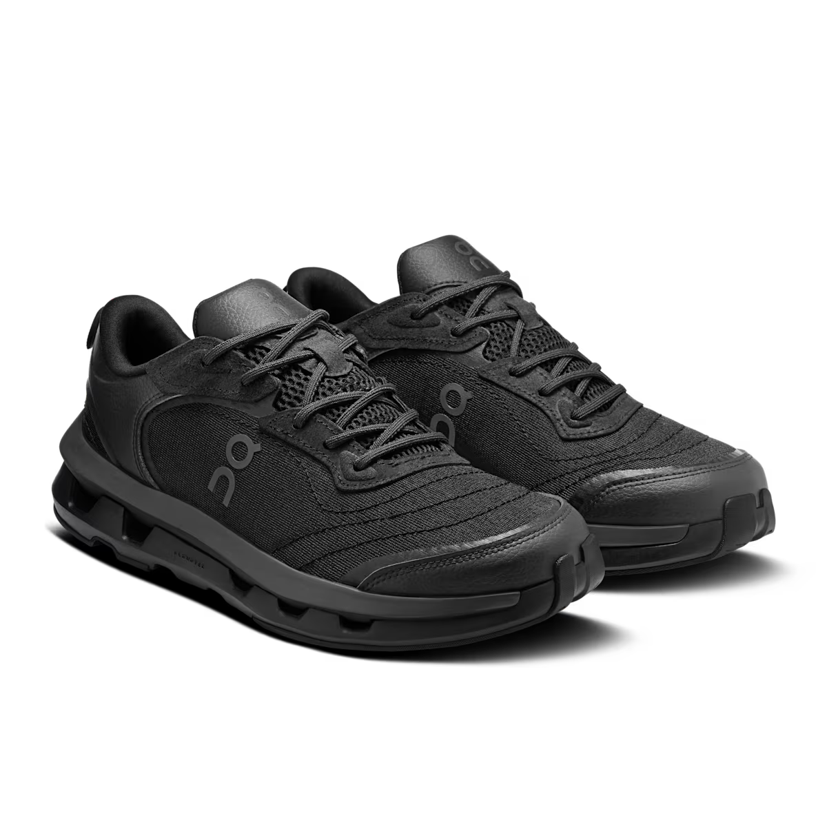 Auf dem Wolkenzonenmond